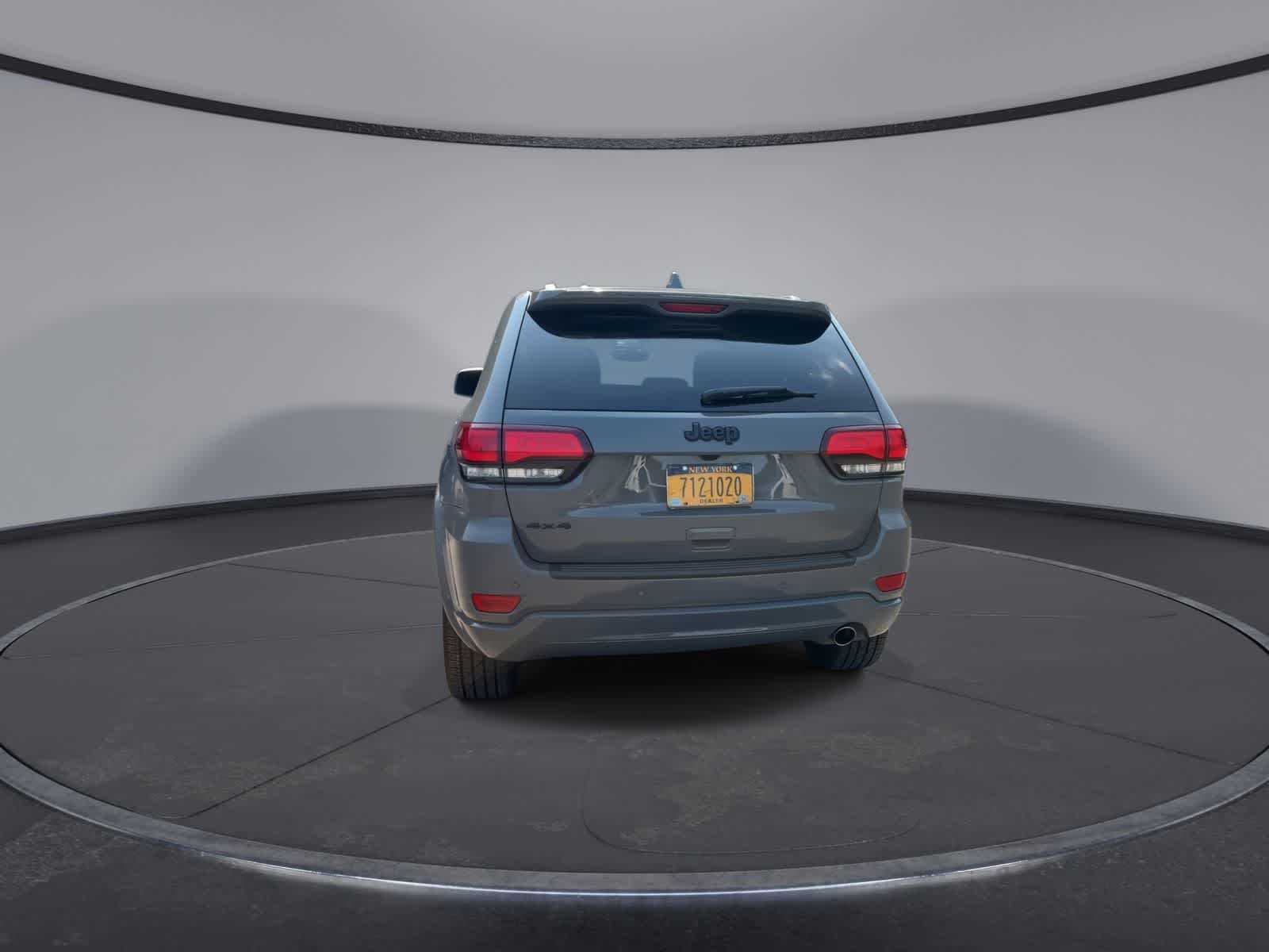 Thumbnail: 2020 Jeep Grand Cherokee - 6