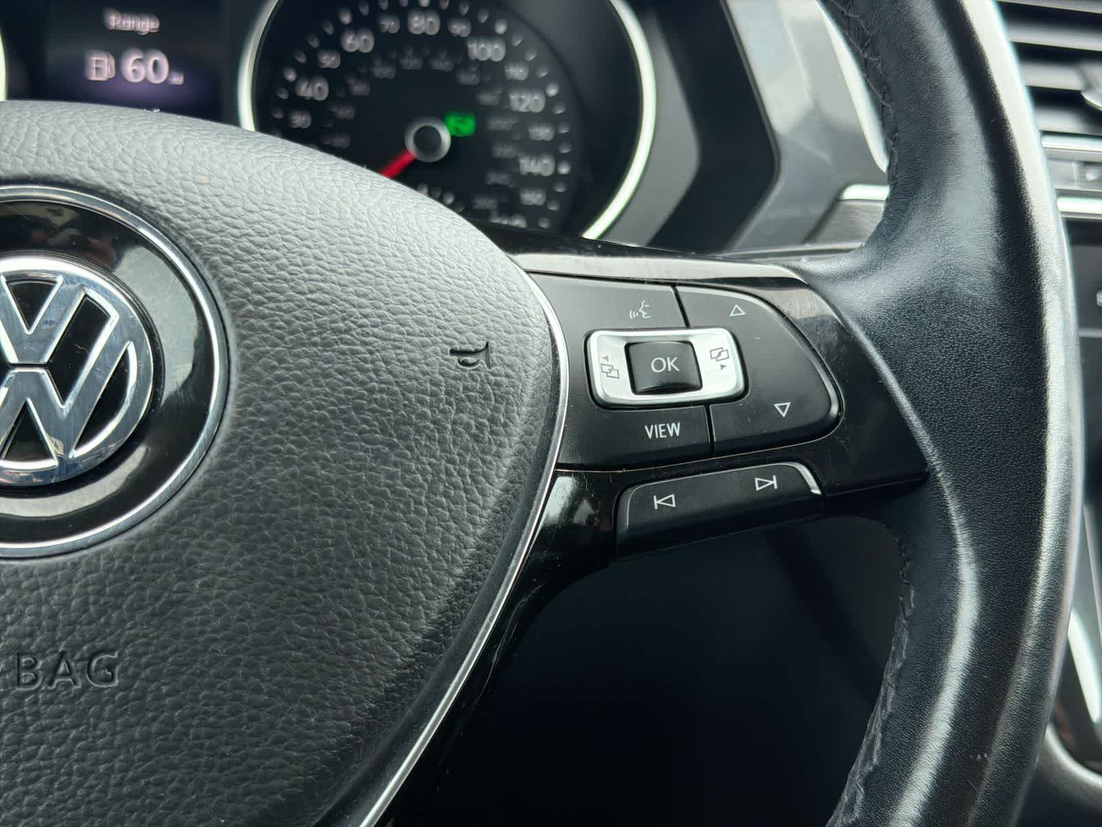 Thumbnail: 2019 Volkswagen Tiguan - 25