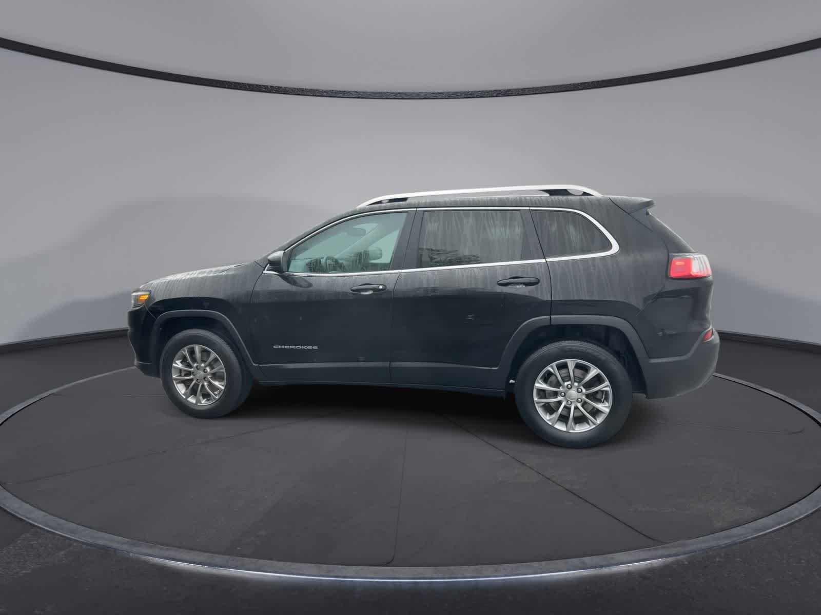 Thumbnail: 2021 Jeep Cherokee - 5