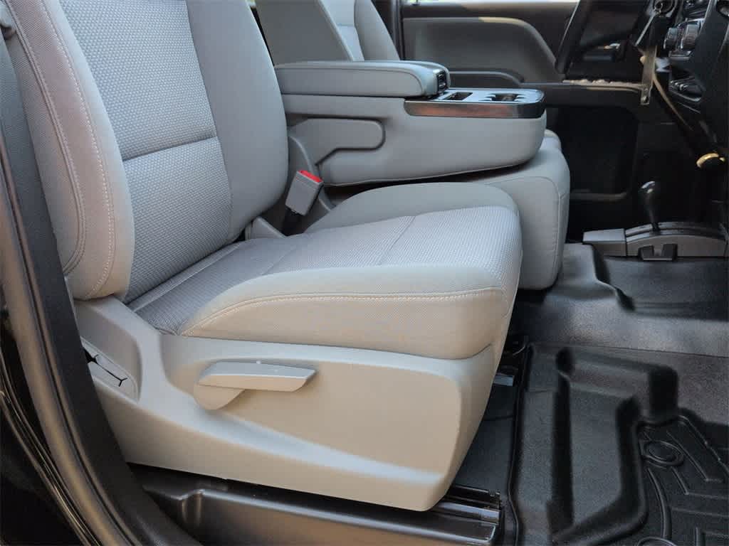 Thumbnail: 2019 Chevrolet Silverado 2500 - 22