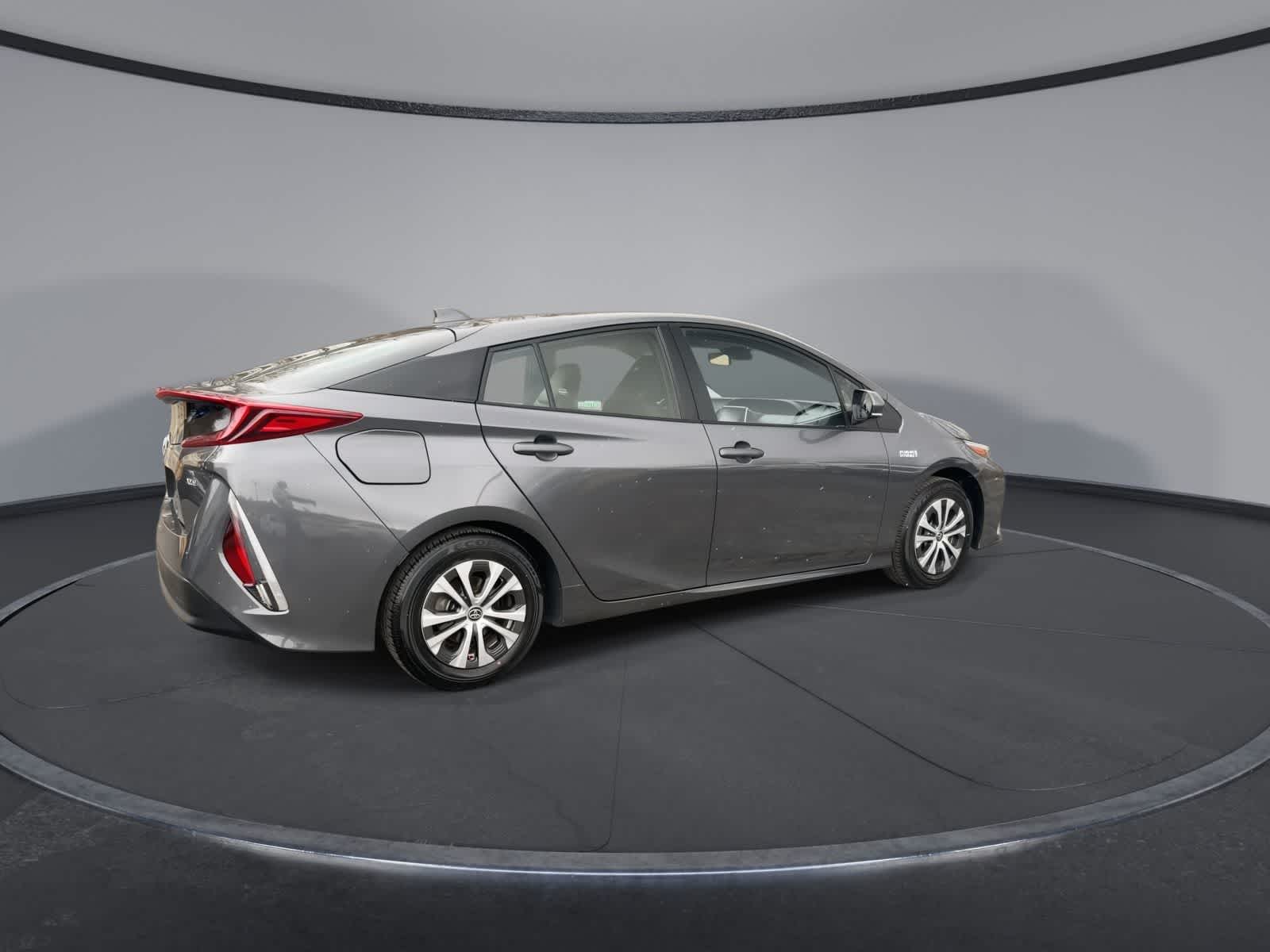 Thumbnail: 2022 Toyota Prius Prime - 8
