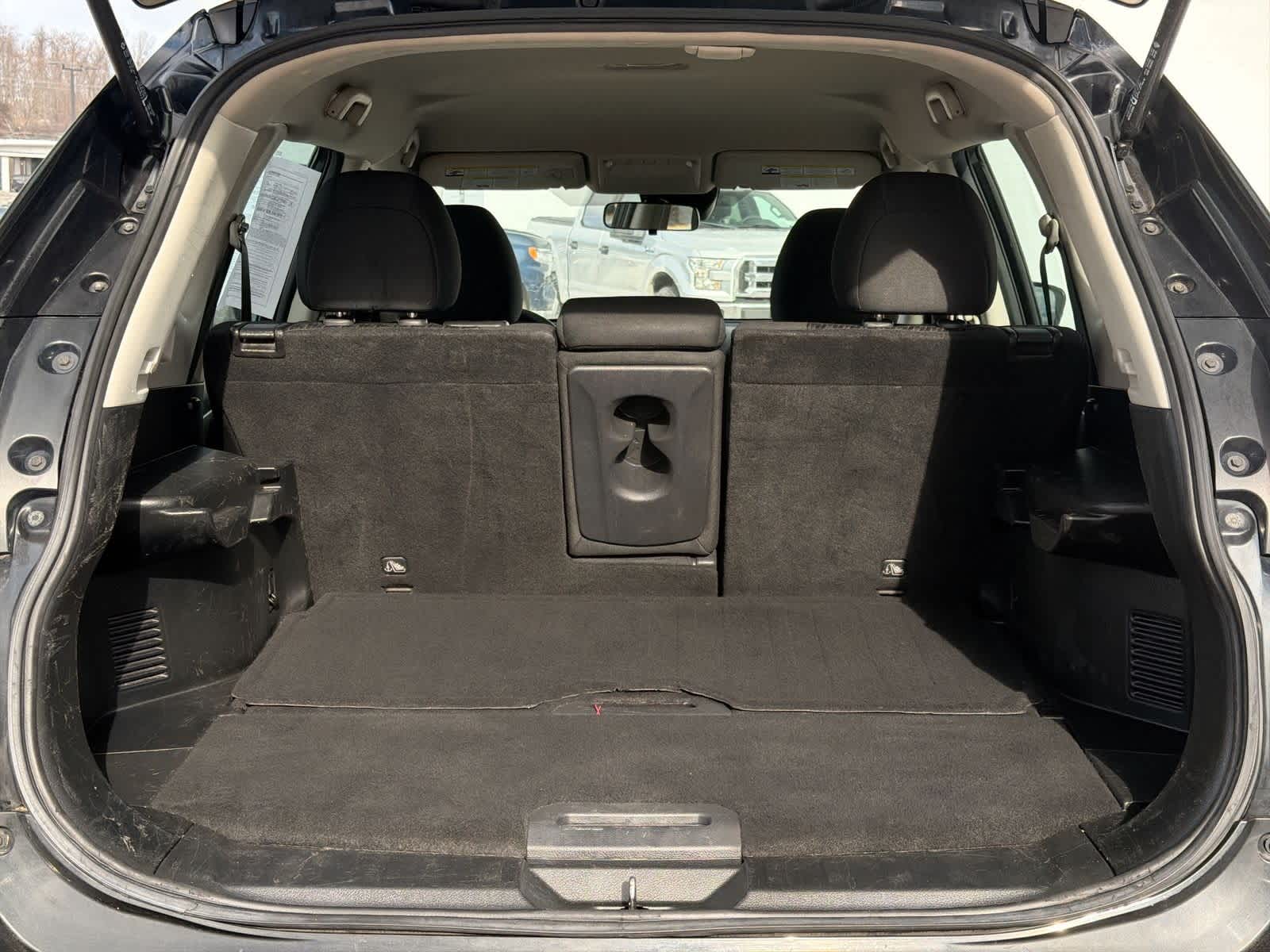 Thumbnail: 2019 Nissan Rogue - 34