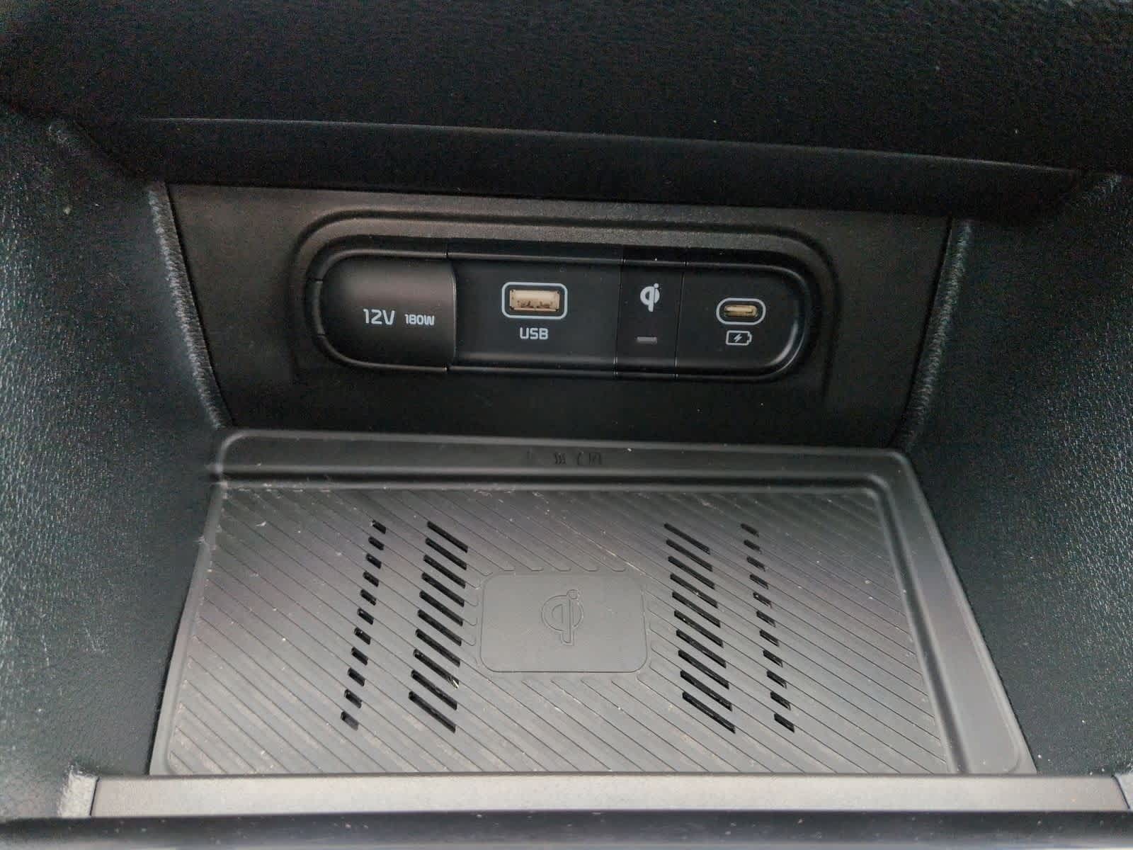 Thumbnail: 2023 Kia Sportage - 32