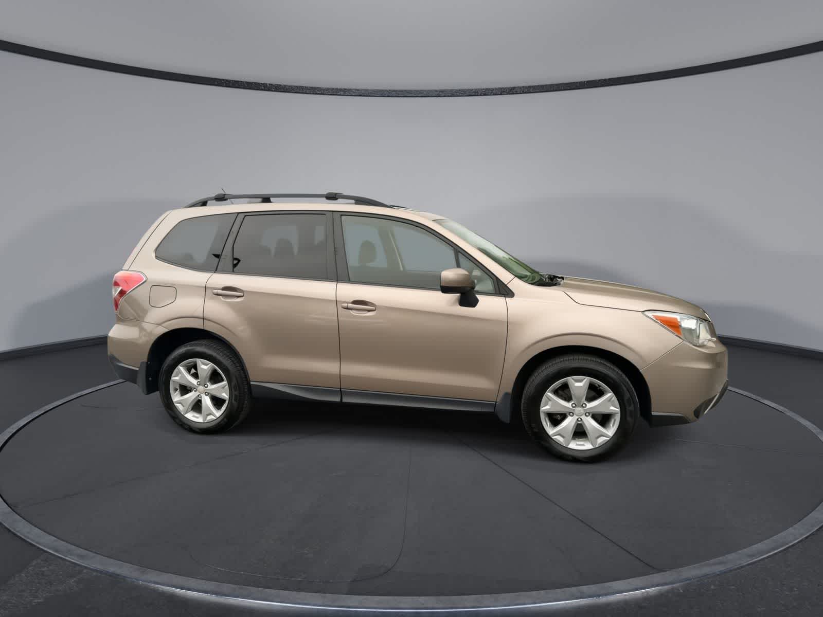 Thumbnail: 2015 Subaru Forester - 9