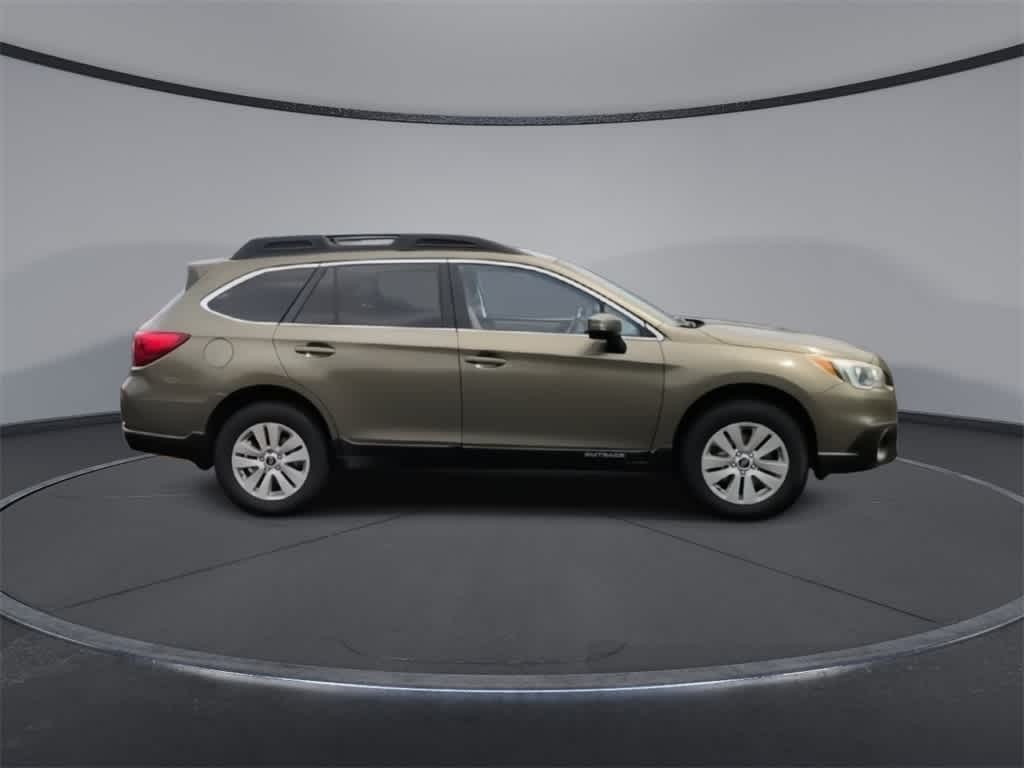 Thumbnail: 2017 Subaru Outback - 9