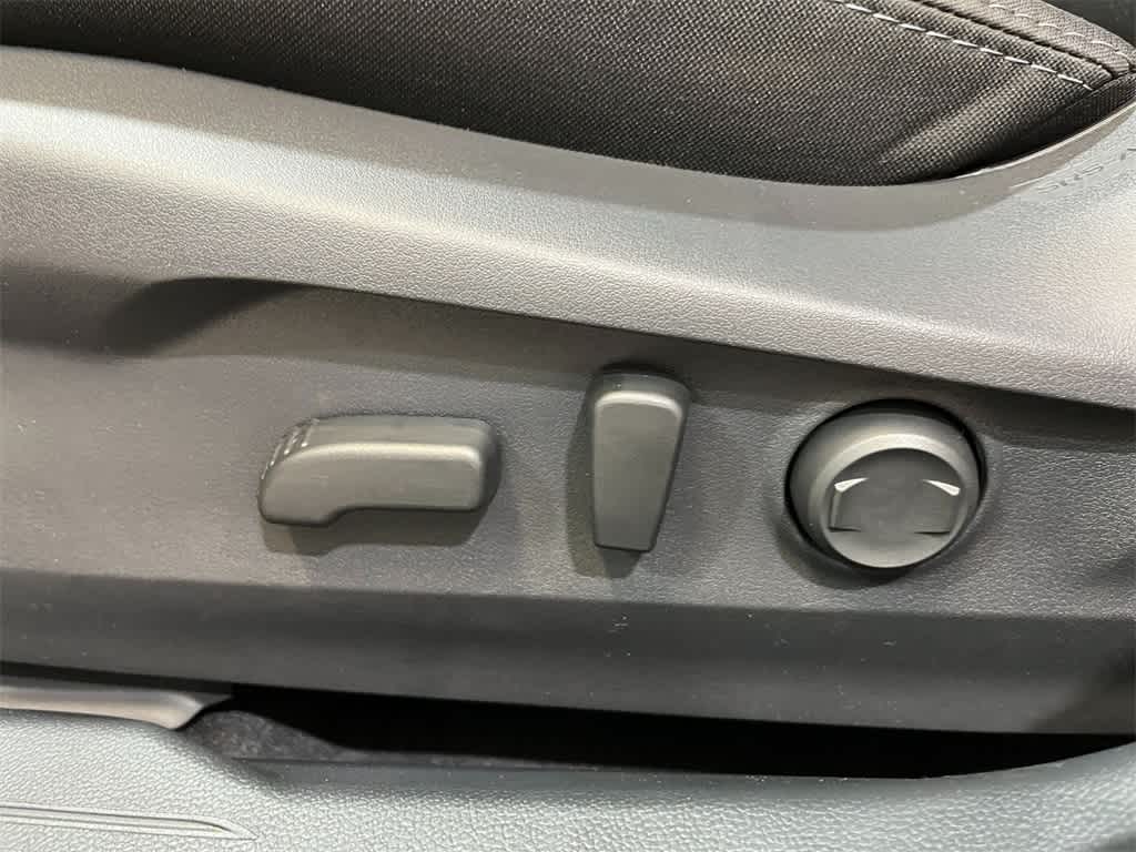 Thumbnail: 2025 Subaru Outback - 12