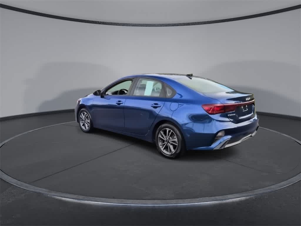 Thumbnail: 2023 Kia Forte - 6
