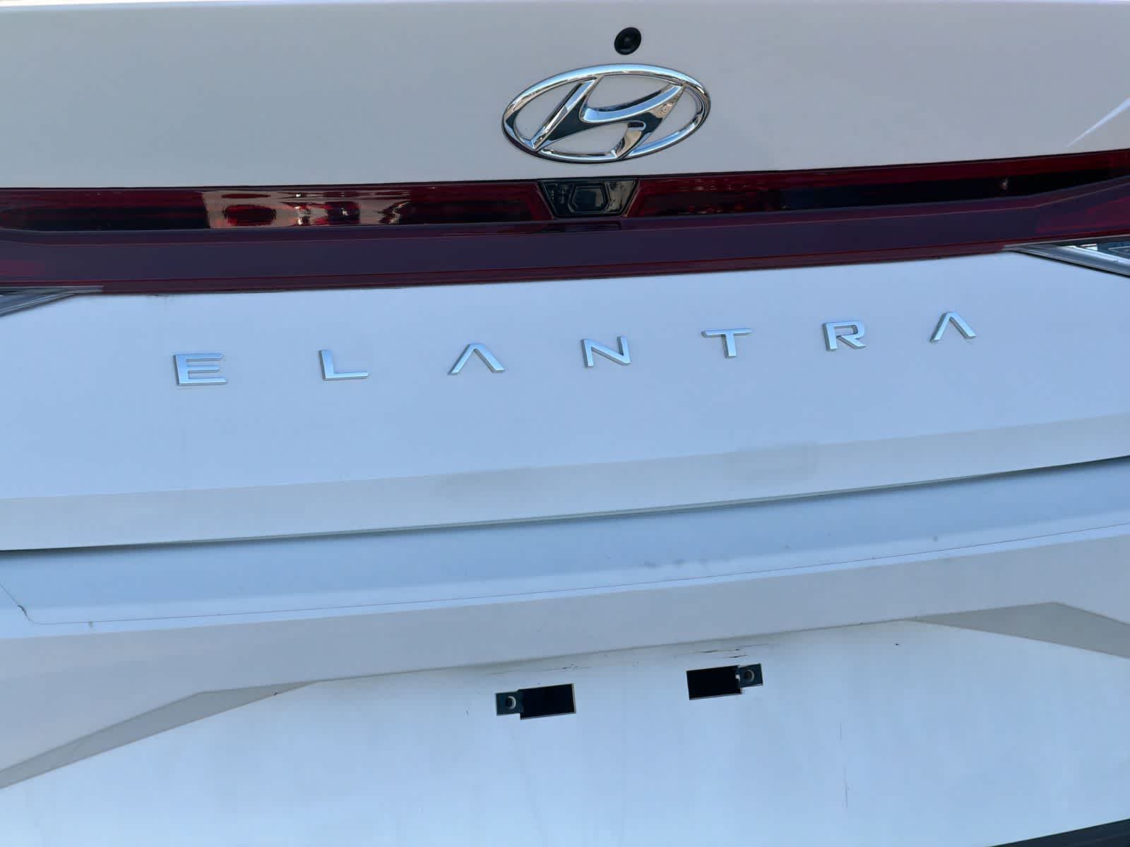 Thumbnail: 2023 Hyundai Elantra - 13