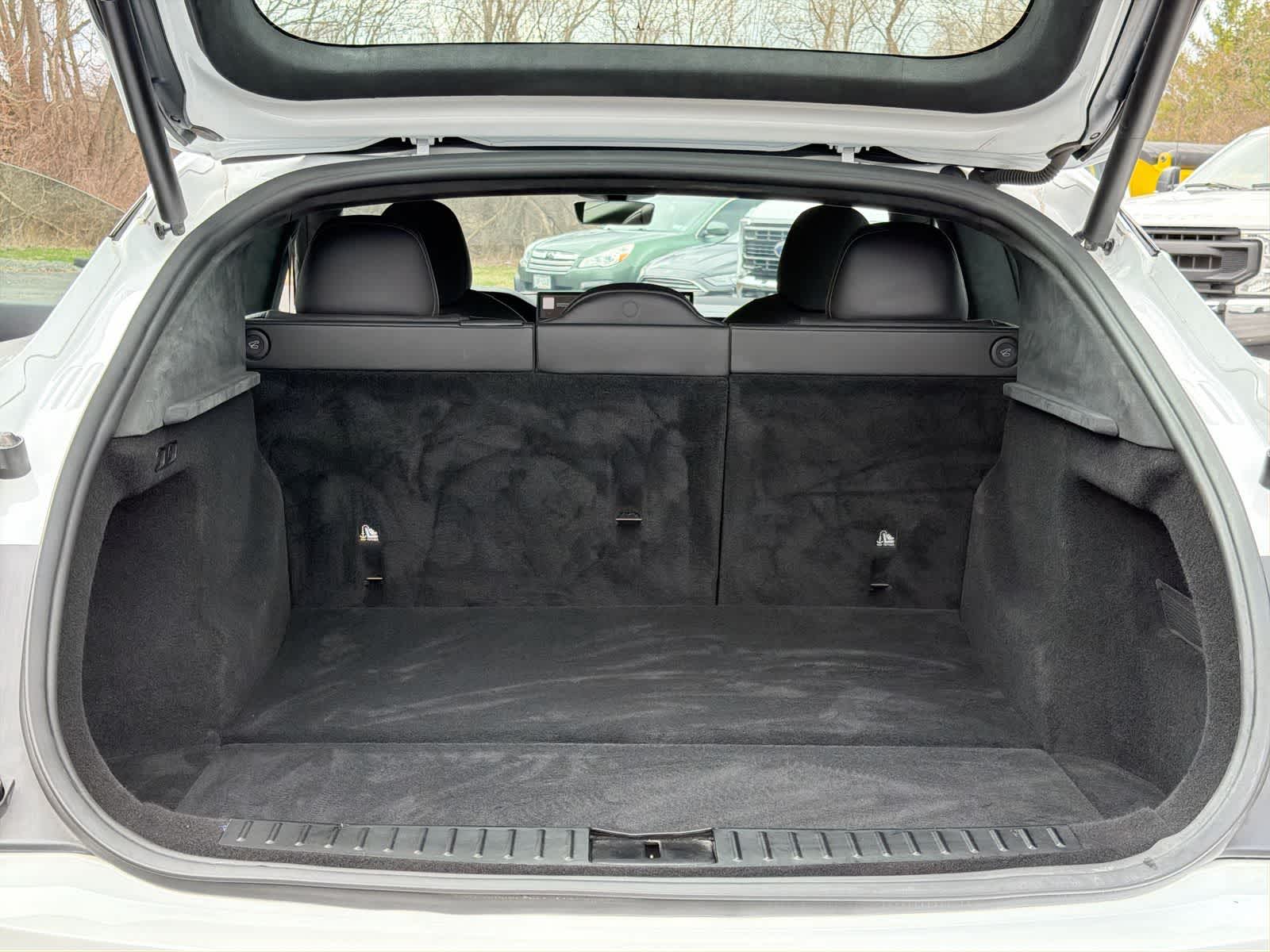 Thumbnail: 2022 Tesla Model S - 36