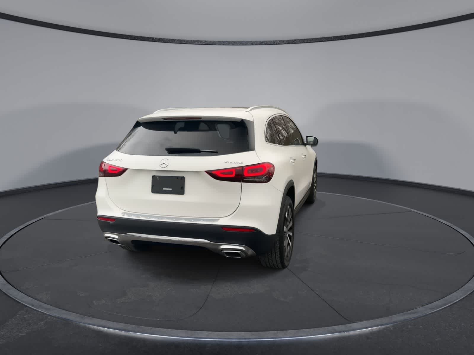 Thumbnail: 2021 Mercedes-Benz GLA - 7