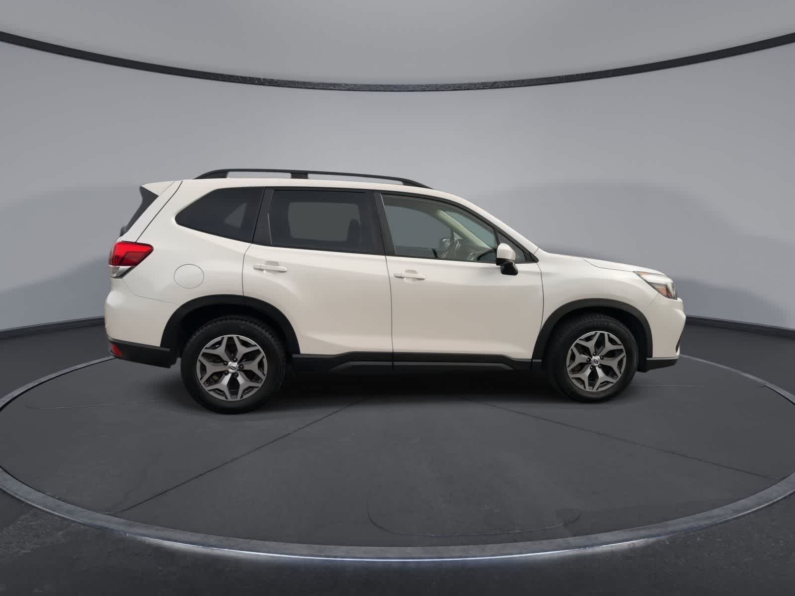Thumbnail: 2020 Subaru Forester - 9