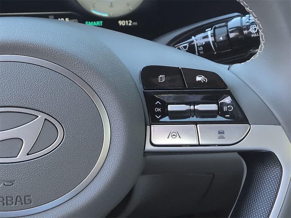 Thumbnail: 2024 Hyundai Elantra - 27