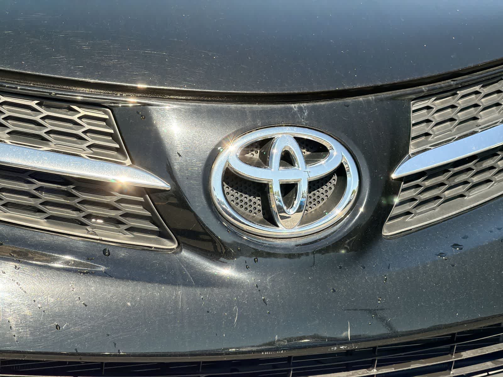 Thumbnail: 2015 Toyota RAV4 - 12