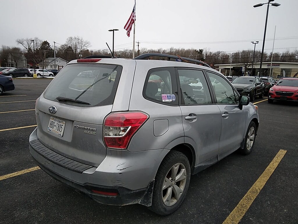 Used 2015 Subaru Forester 2.5i SUV