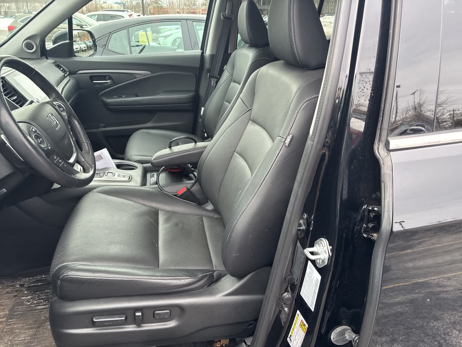 Thumbnail: 2023 Honda Ridgeline - 6