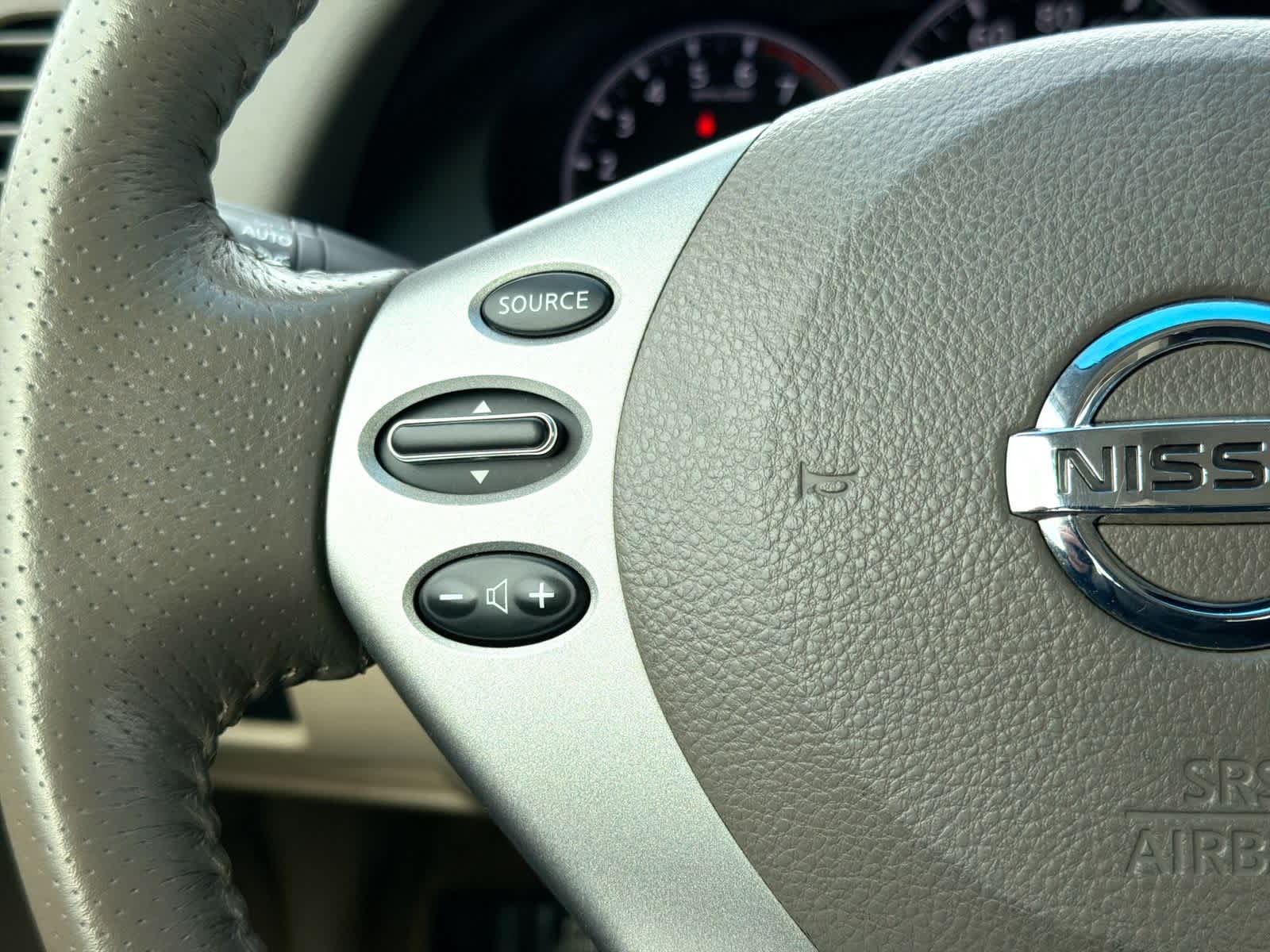 Thumbnail: 2010 Nissan Altima - 26