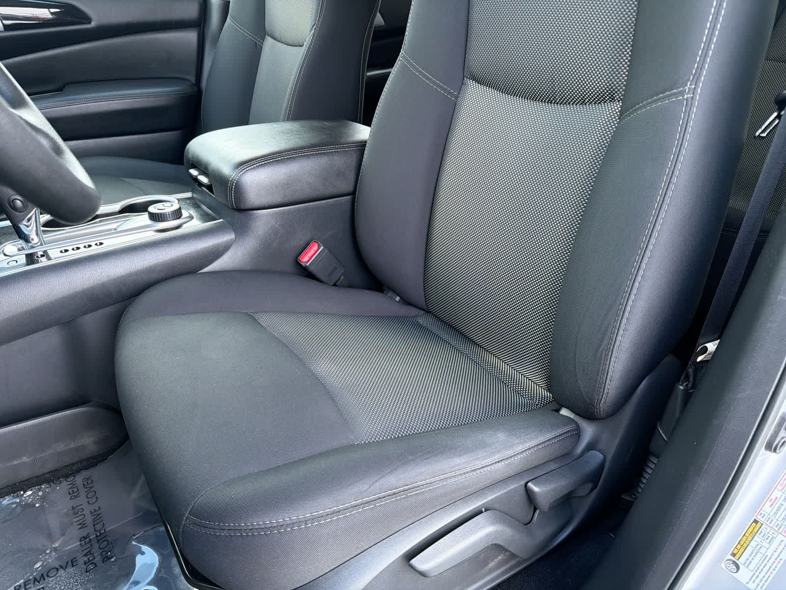 Thumbnail: 2020 Nissan Pathfinder - 17