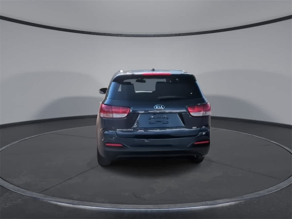 Thumbnail: 2016 Kia Sorento - 7