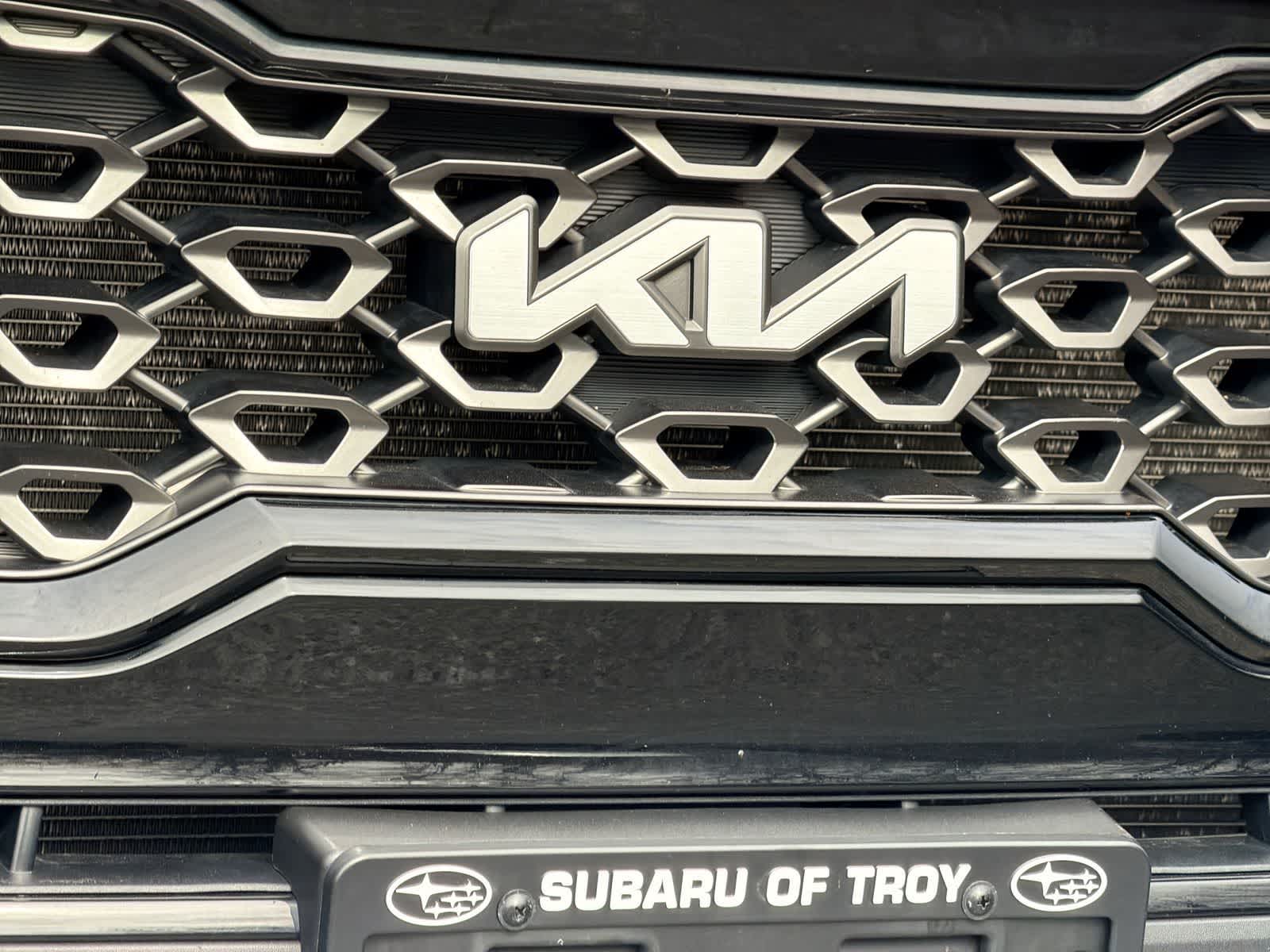 Thumbnail: 2022 Kia Sorento - 12