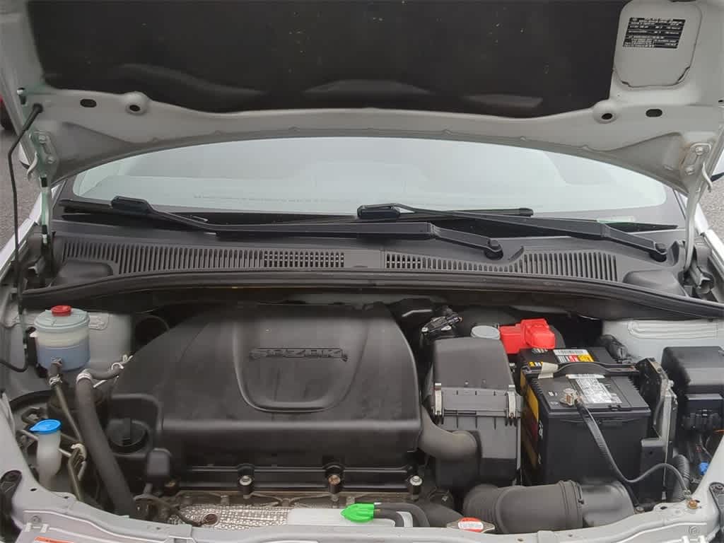 Thumbnail: 2013 Suzuki SX4 - 15