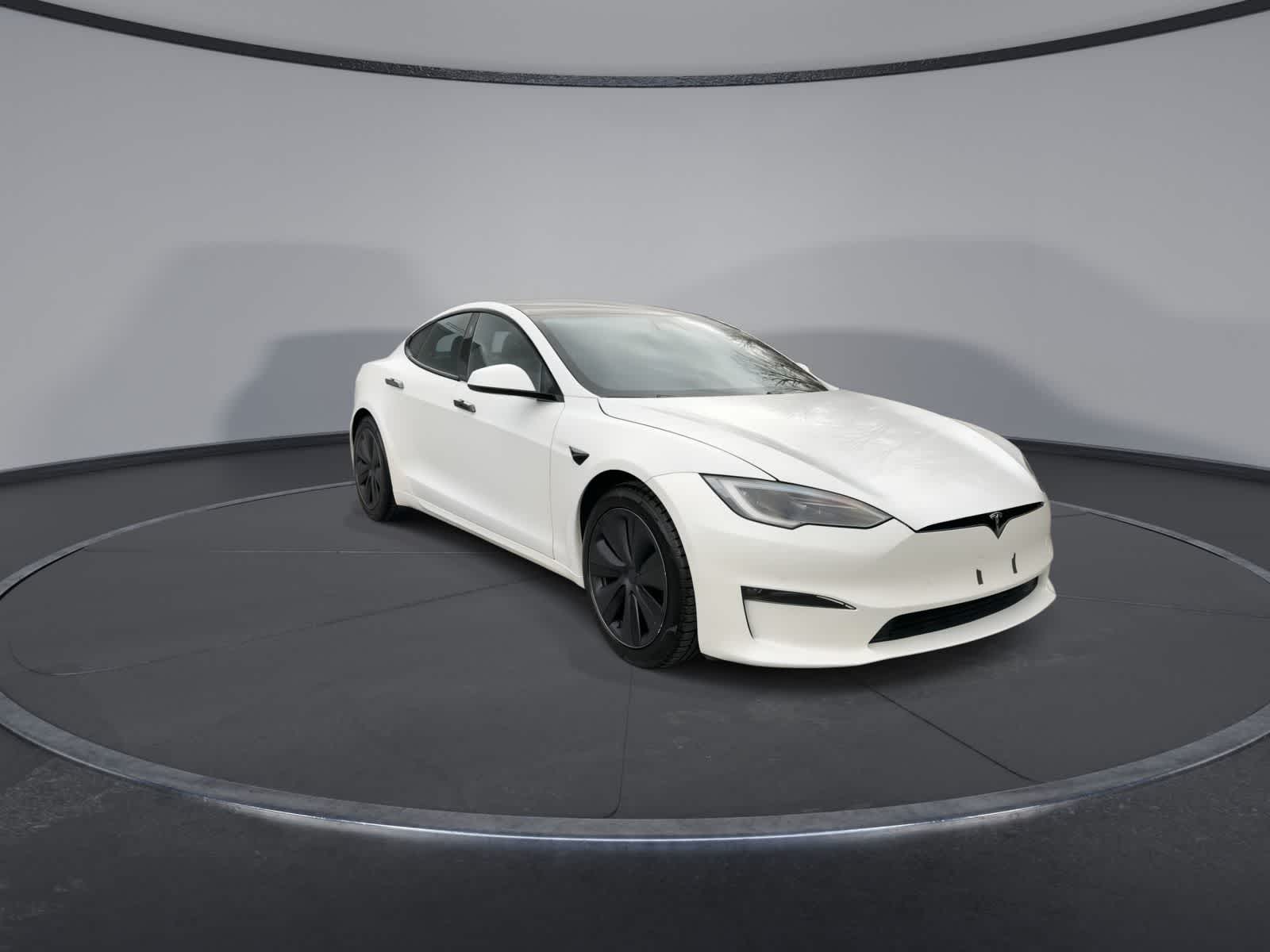Thumbnail: 2022 Tesla Model S - 2