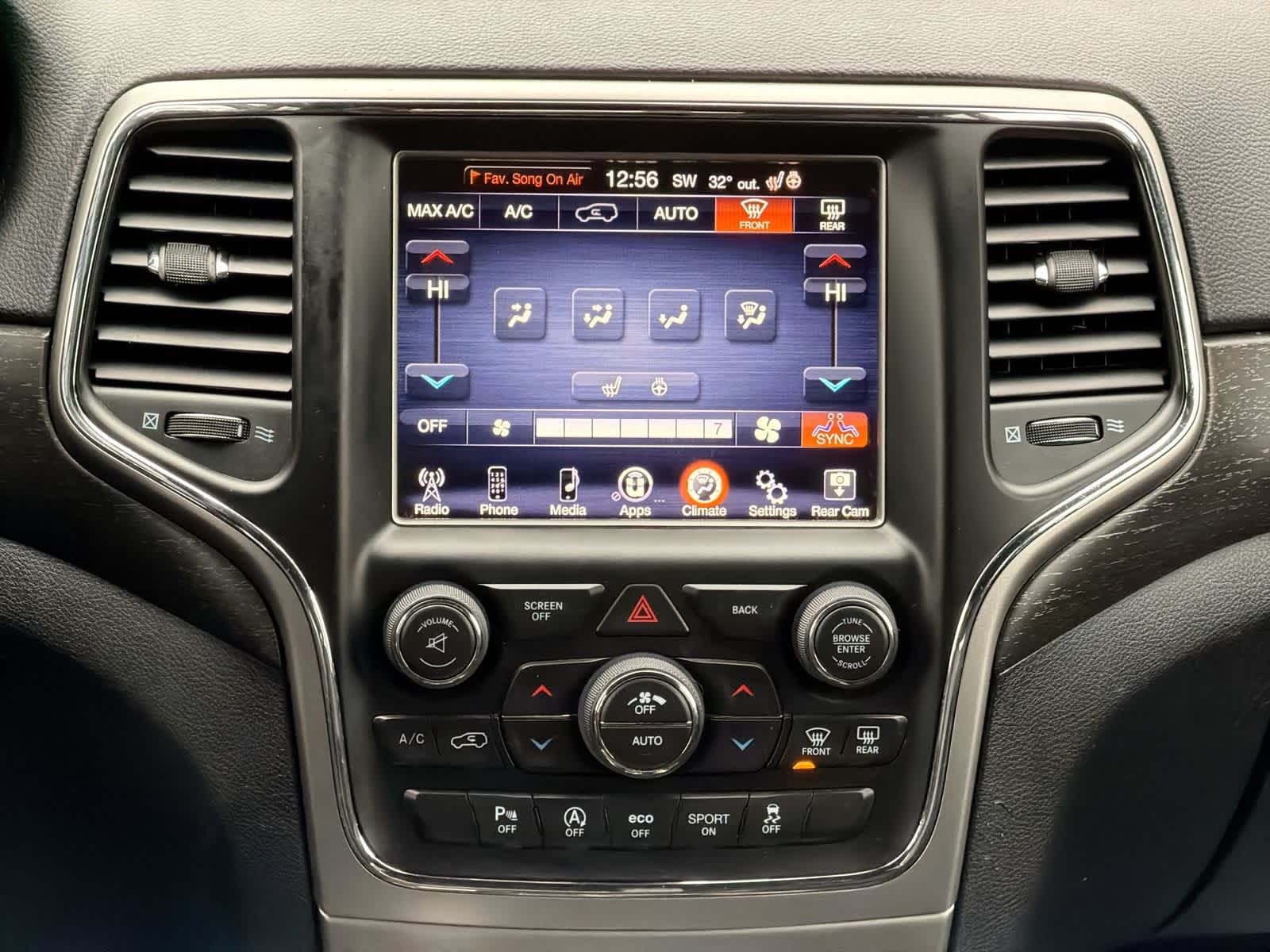 Thumbnail: 2017 Jeep Grand Cherokee - 29