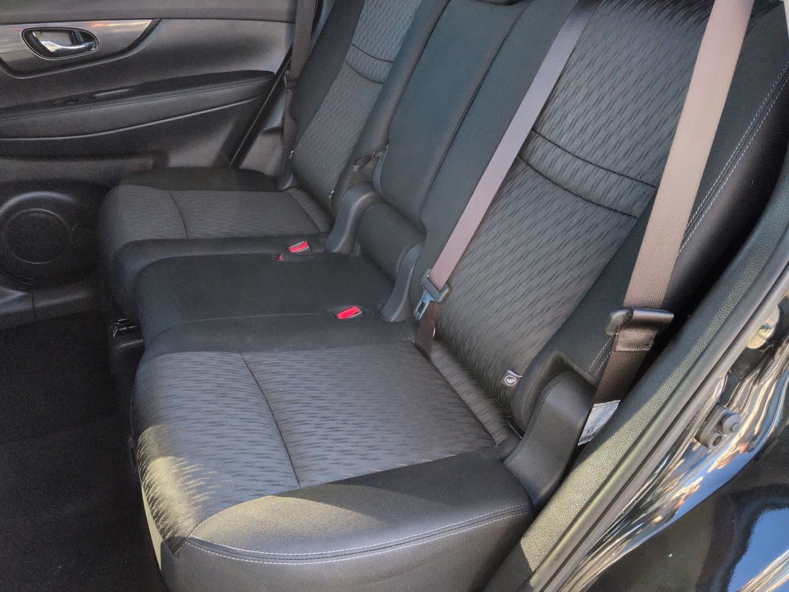 Thumbnail: 2019 Nissan Rogue - 20