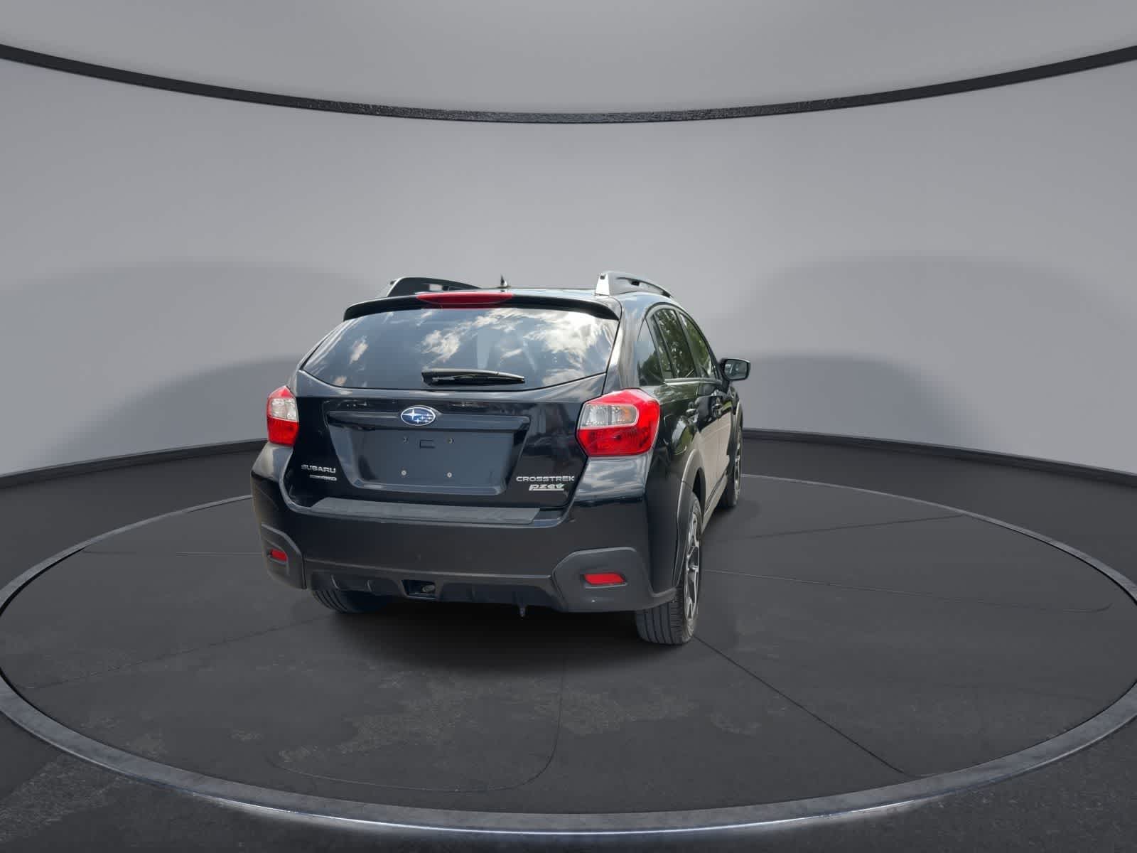 Thumbnail: 2016 Subaru Crosstrek - 6