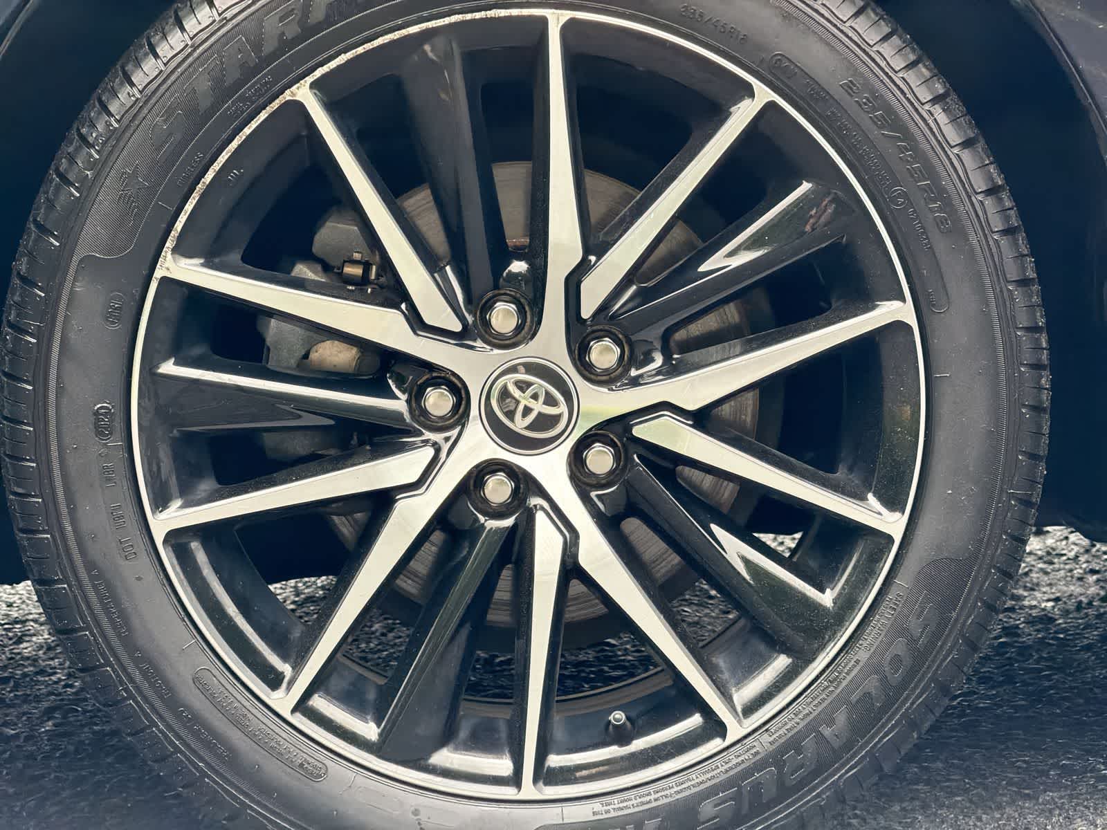 Thumbnail: 2022 Toyota Camry - 14