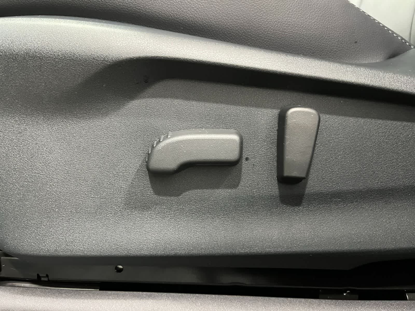 Thumbnail: 2026 Subaru Ascent - 12