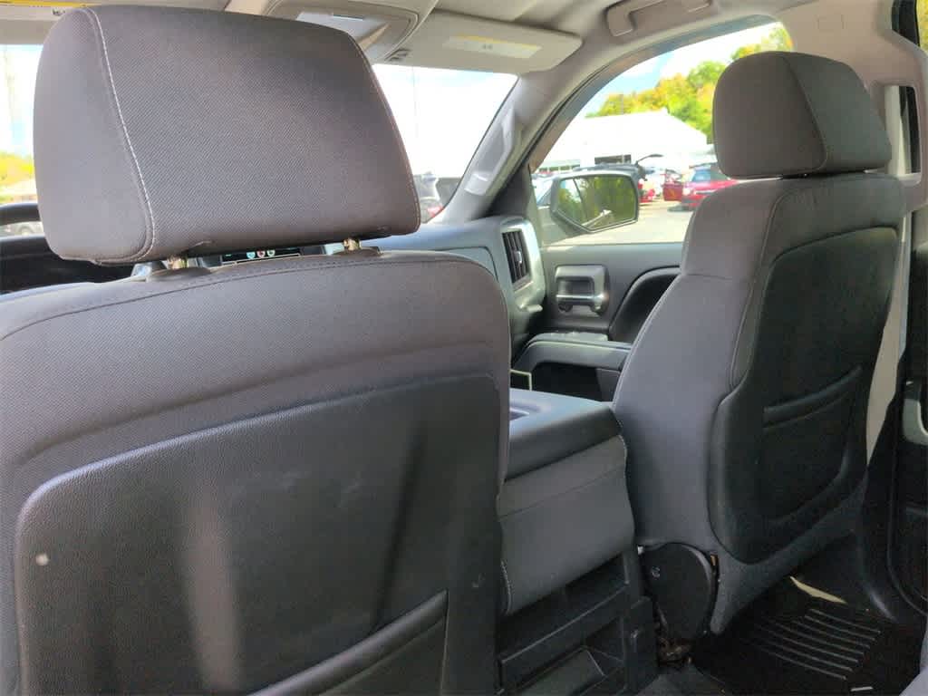 Thumbnail: 2015 Chevrolet Silverado 1500 - 19