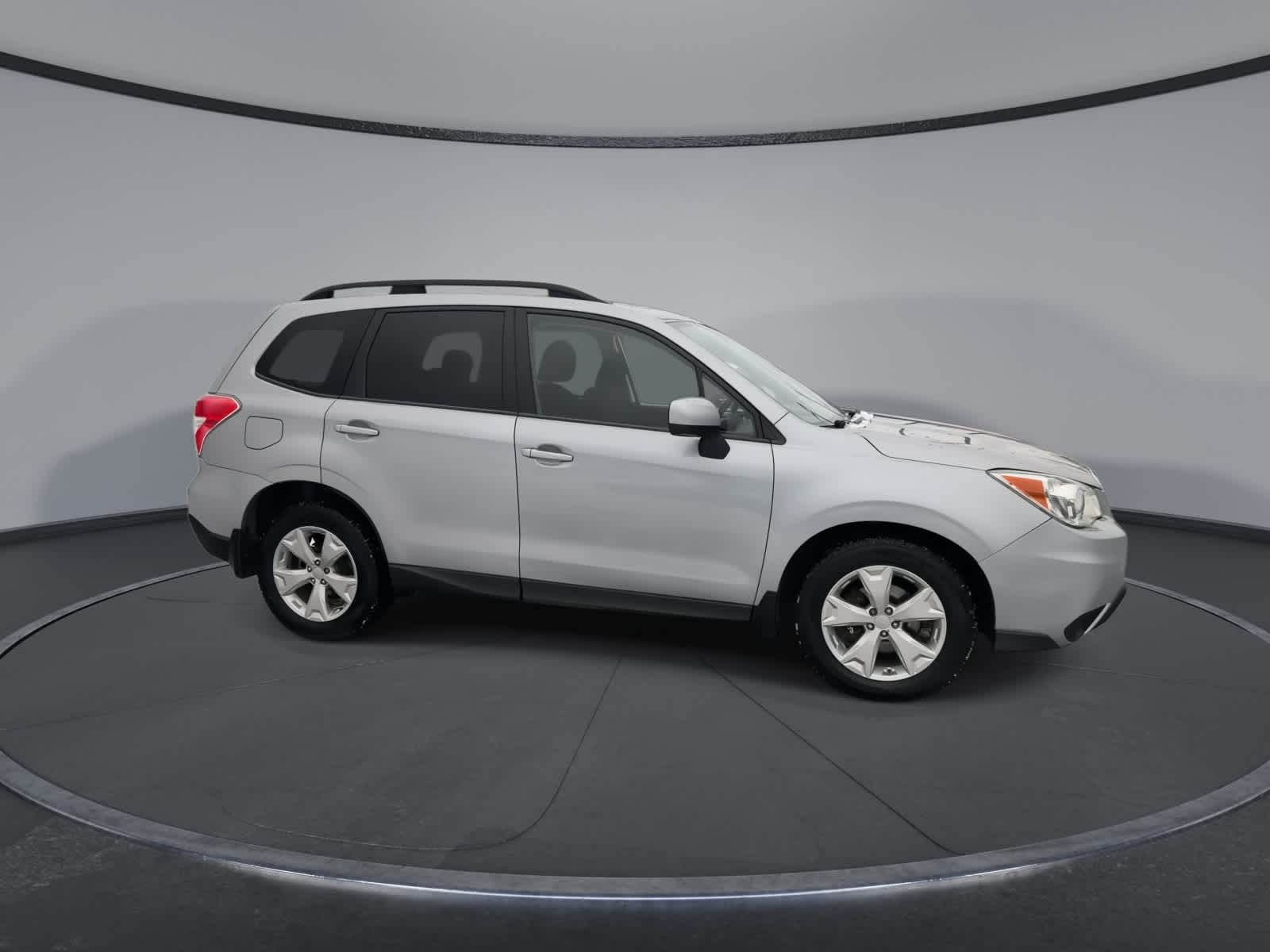 Thumbnail: 2016 Subaru Forester - 9
