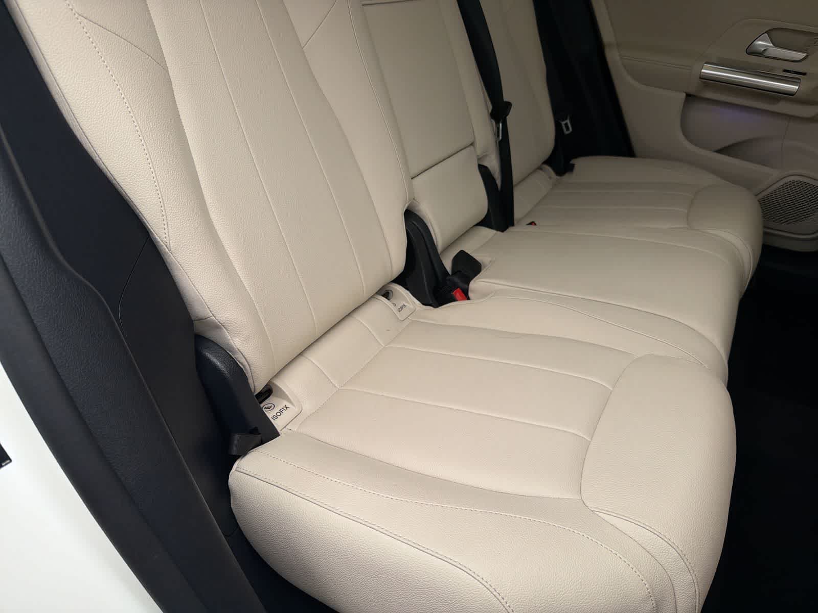 Thumbnail: 2021 Mercedes-Benz GLA - 22