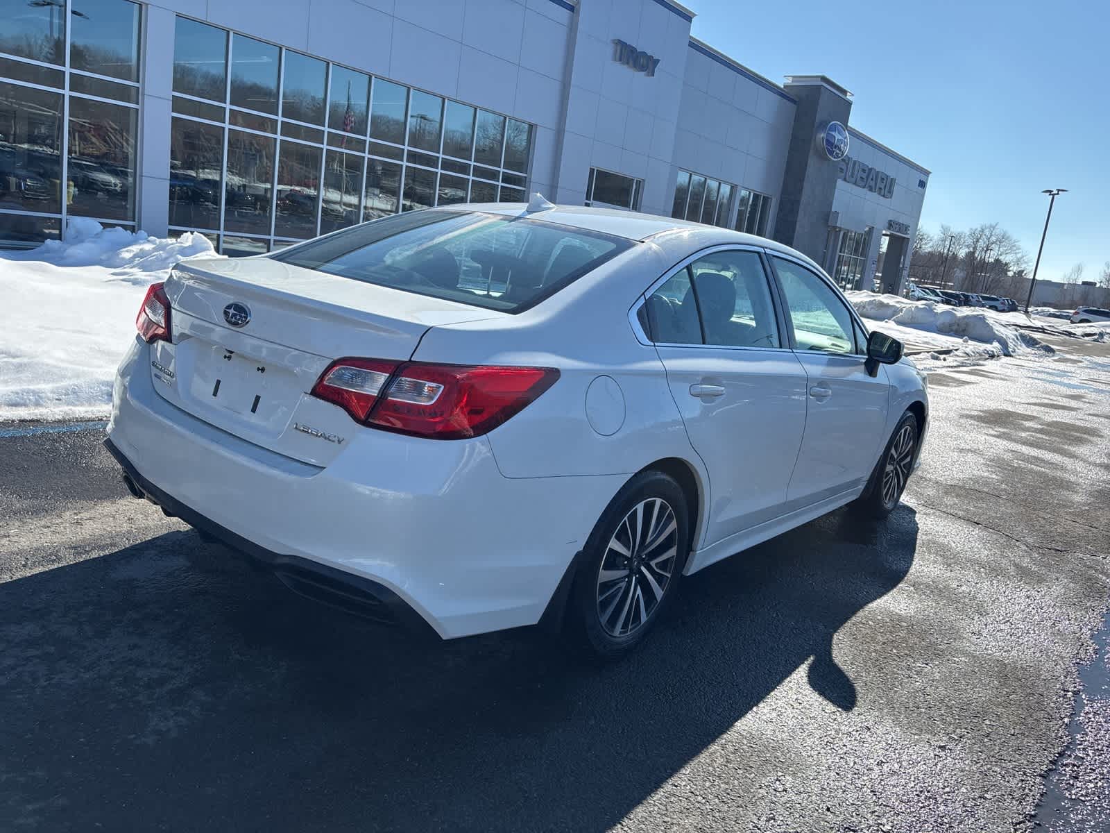 Thumbnail: 2019 Subaru Legacy - 3