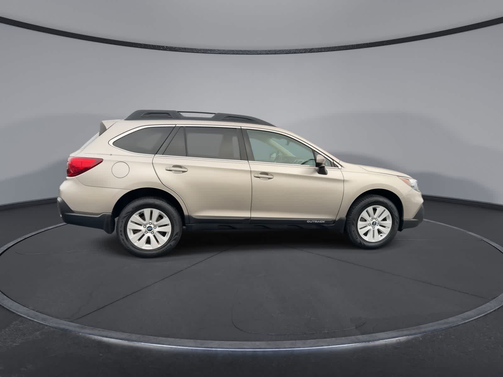 Thumbnail: 2019 Subaru Outback - 9
