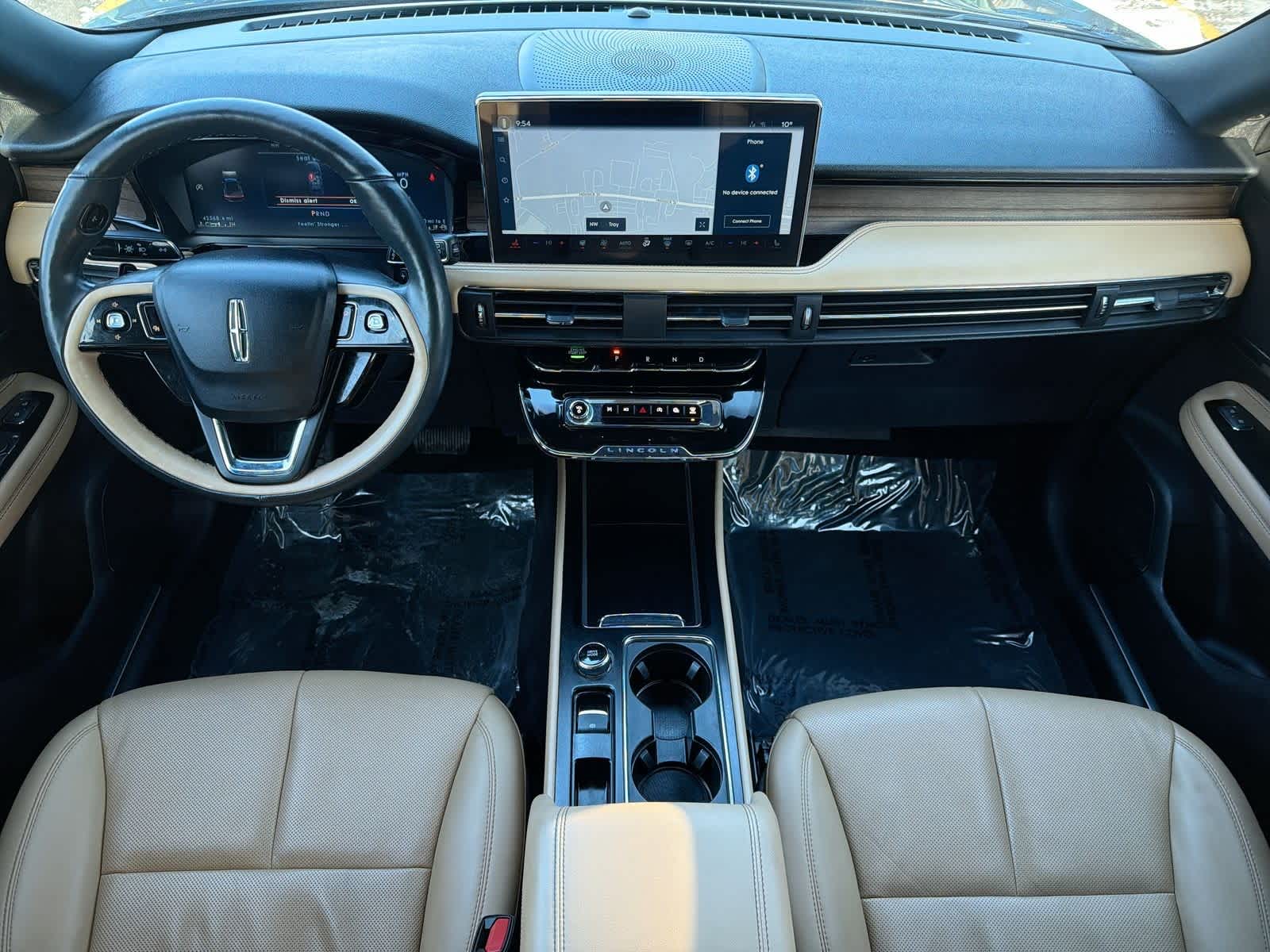 Thumbnail: 2023 Lincoln Corsair - 16