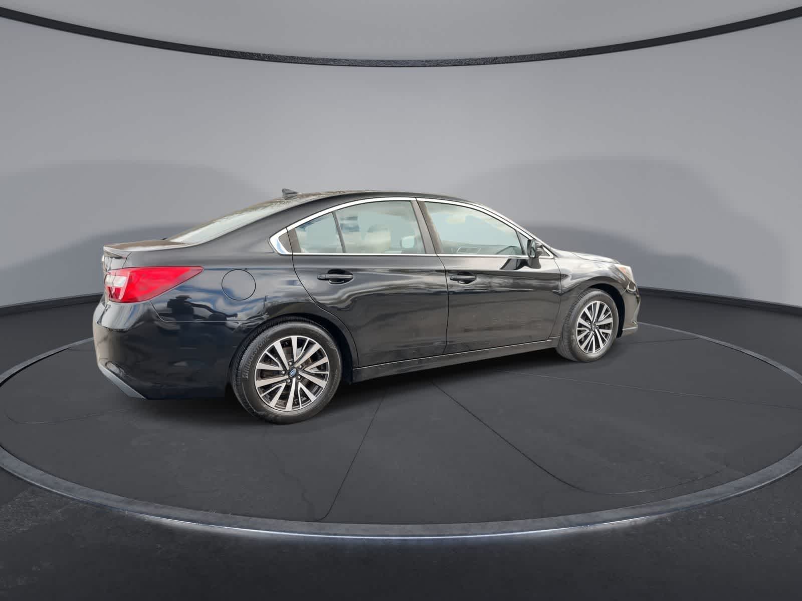 Thumbnail: 2018 Subaru Legacy - 8
