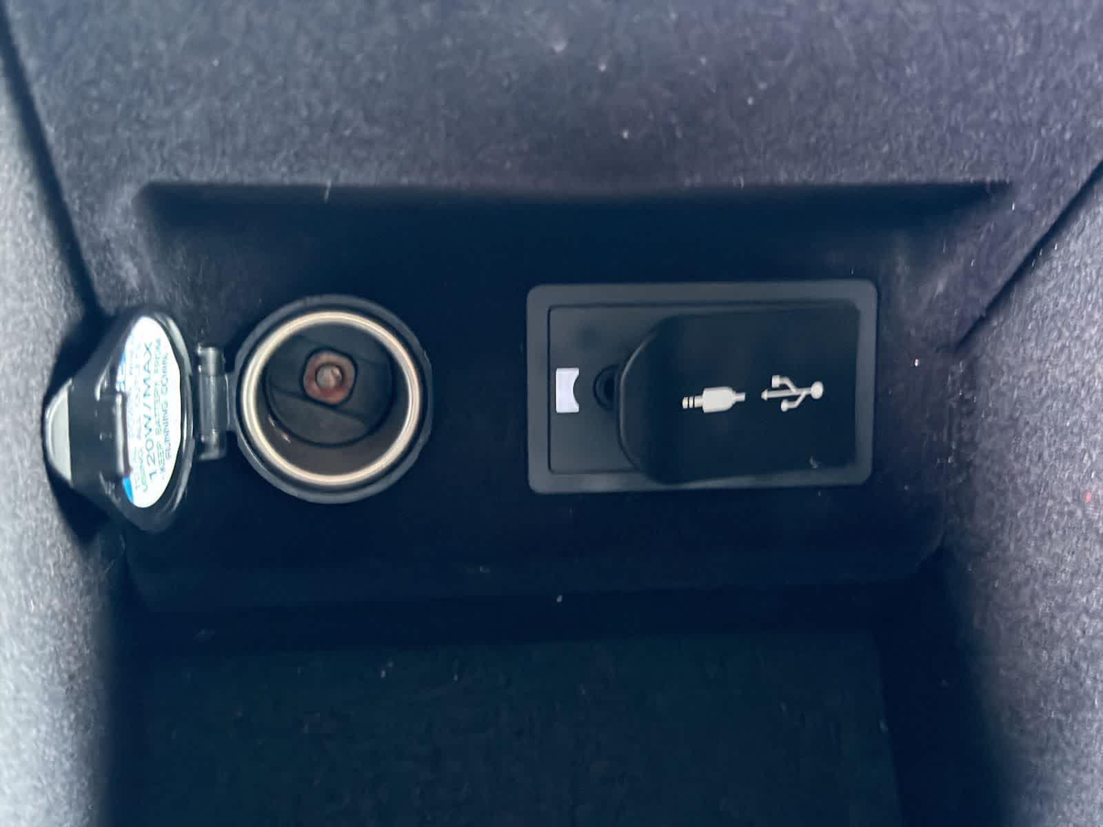 Thumbnail: 2015 Lexus ES - 32