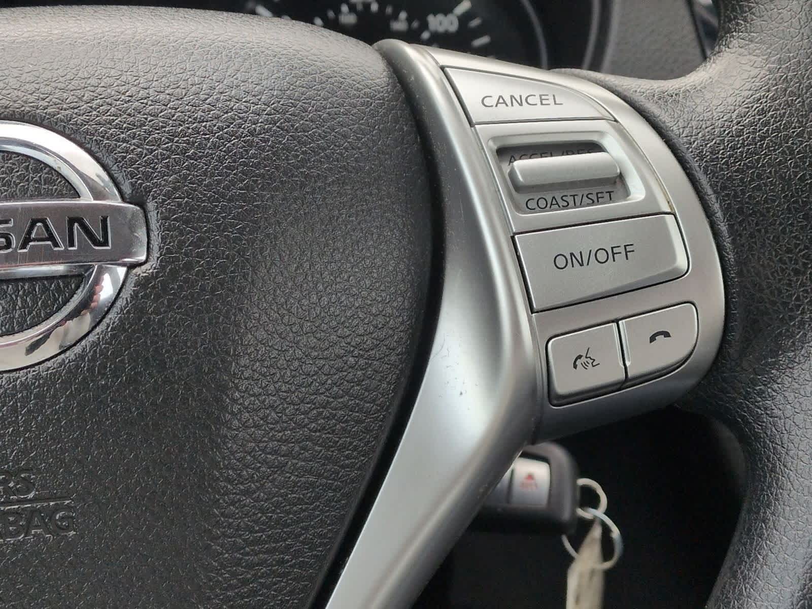 Thumbnail: 2016 Nissan Rogue - 25