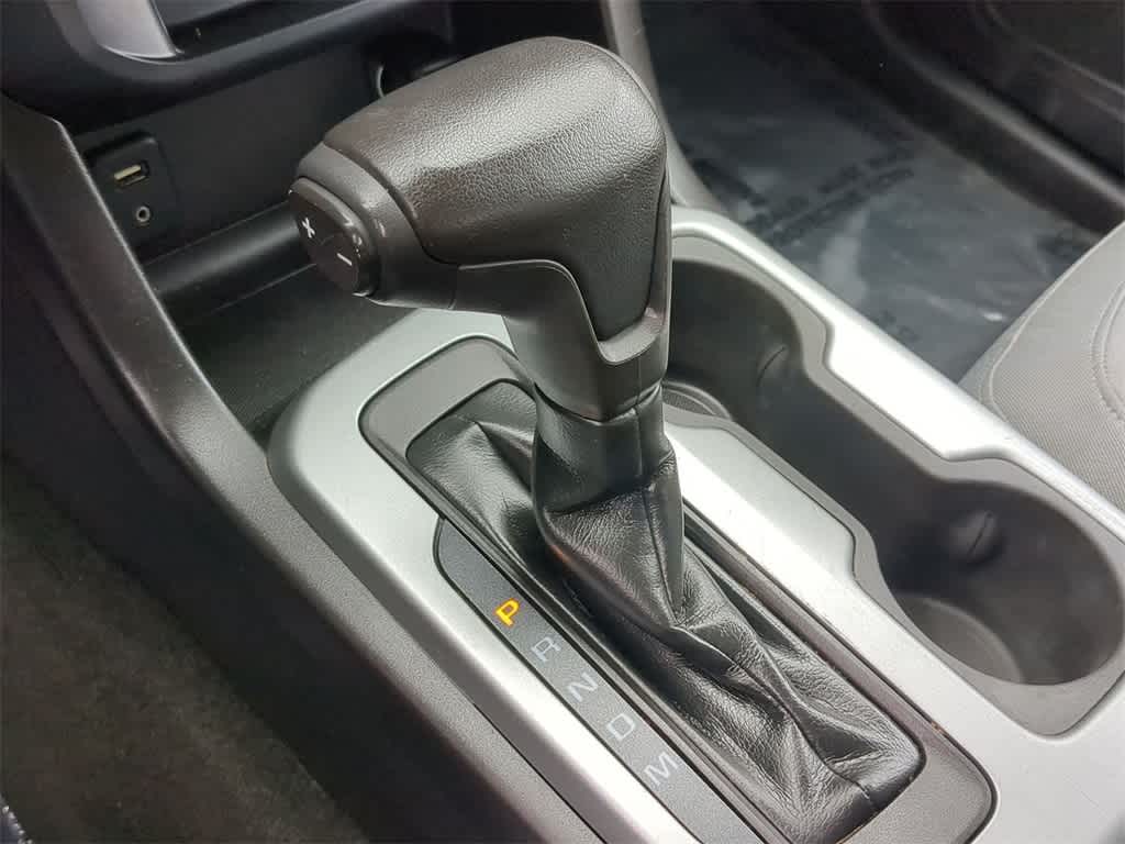 2016 Chevrolet Colorado LT 32