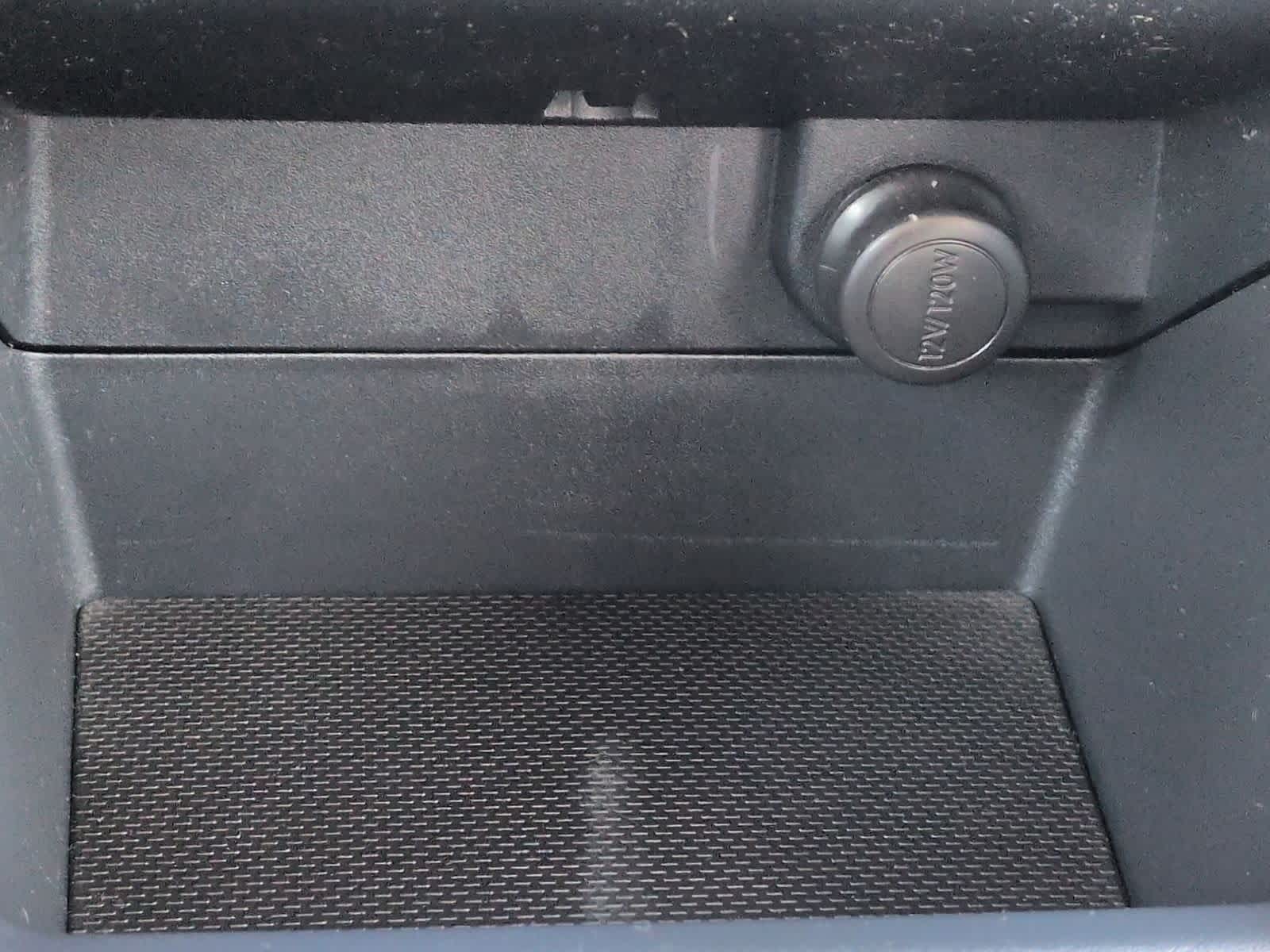 Thumbnail: 2015 Subaru XV Crosstrek - 31