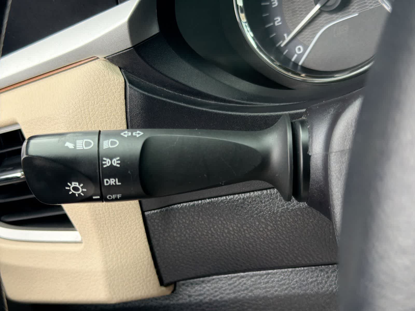 Thumbnail: 2015 Toyota Corolla - 27