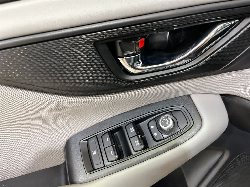 Thumbnail: 2025 Subaru Legacy - 14