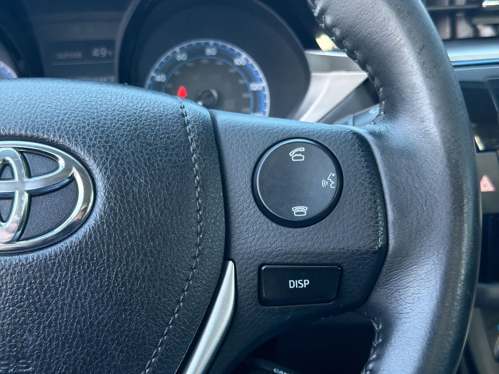 Thumbnail: 2015 Toyota Corolla - 26