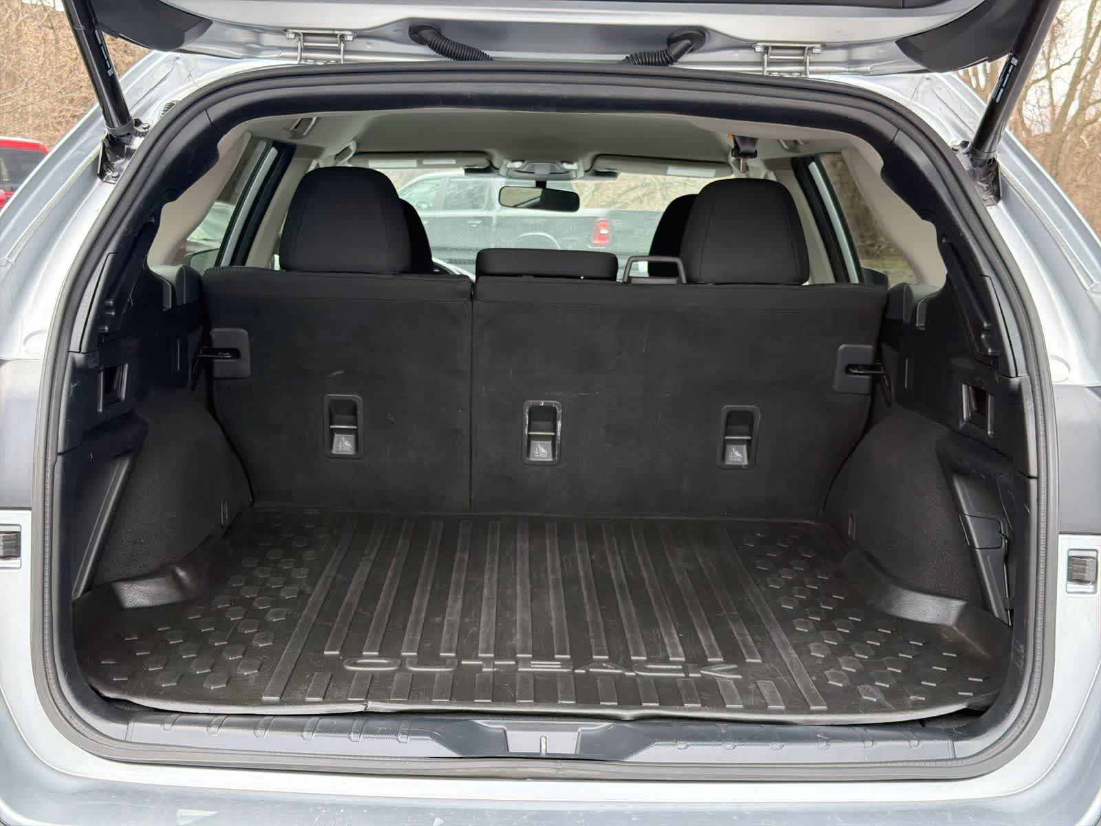 Thumbnail: 2023 Subaru Outback - 34