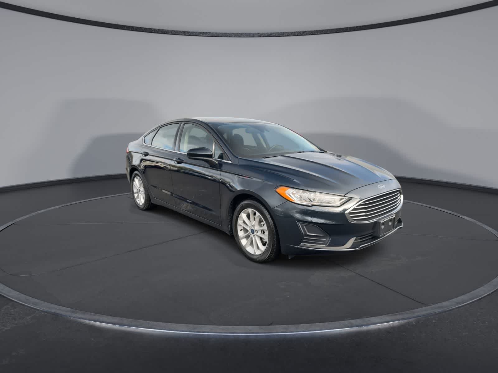 Thumbnail: 2020 Ford Fusion - 2