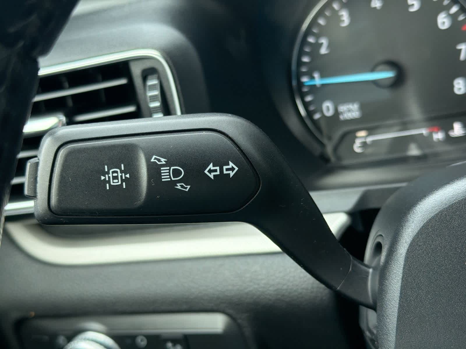 Thumbnail: 2021 Ford Explorer - 29