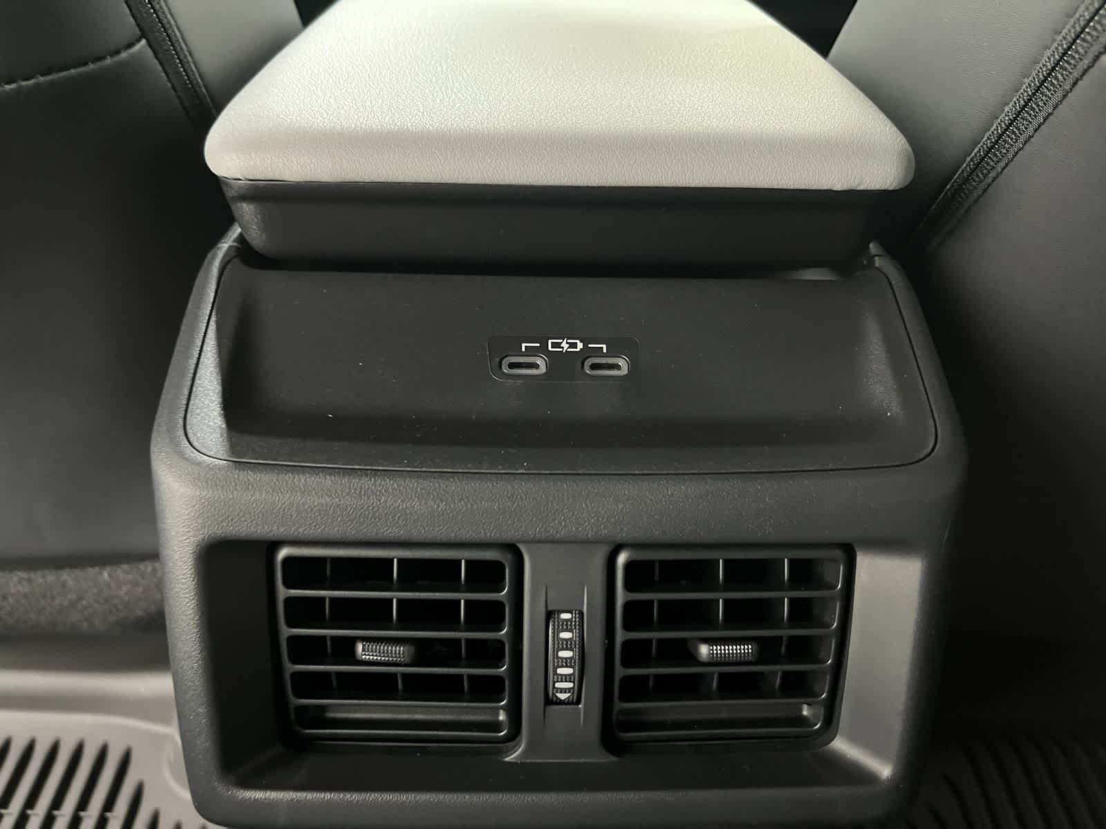 Thumbnail: 2026 Subaru Solterra - 23