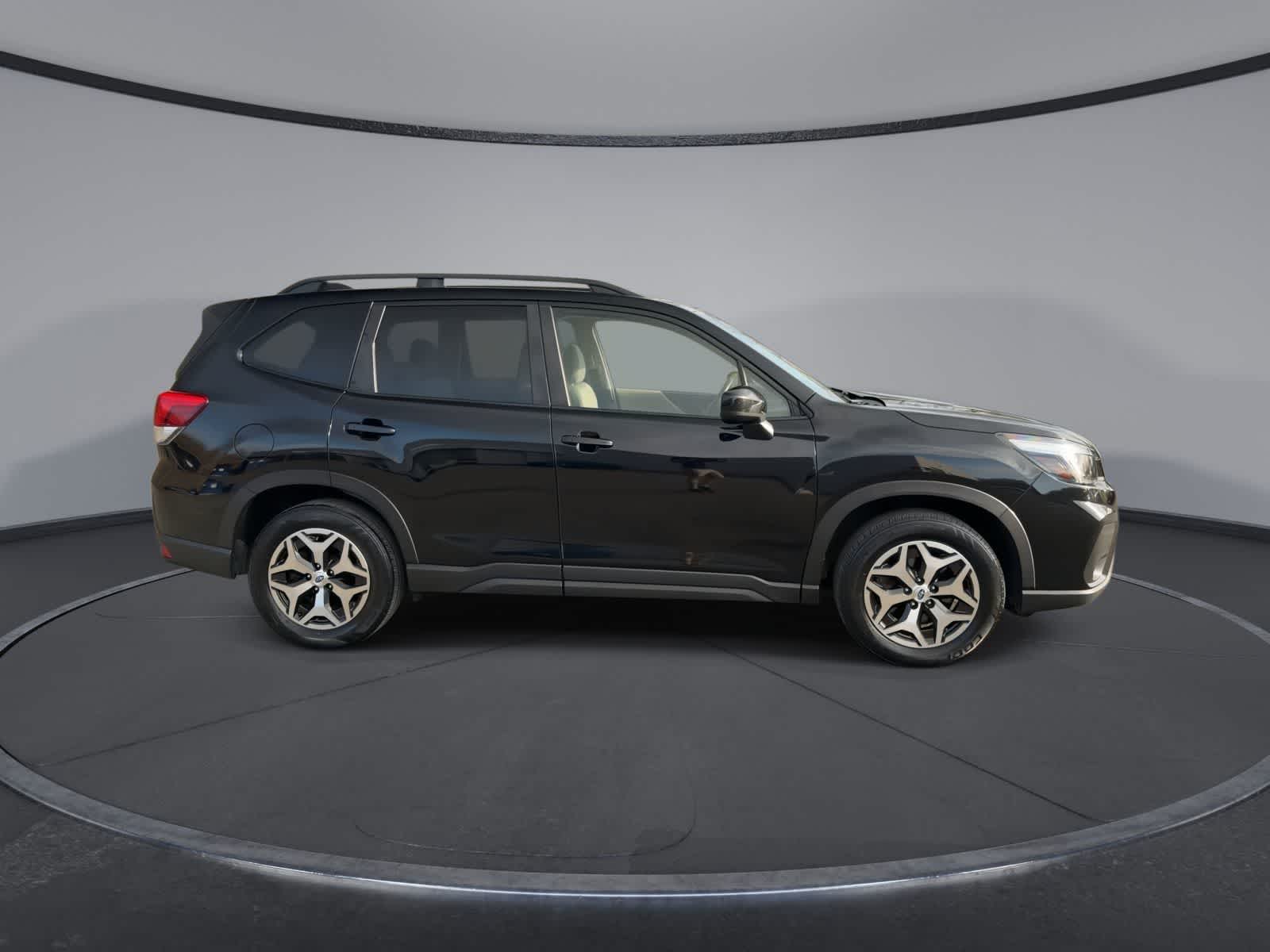 Thumbnail: 2020 Subaru Forester - 9