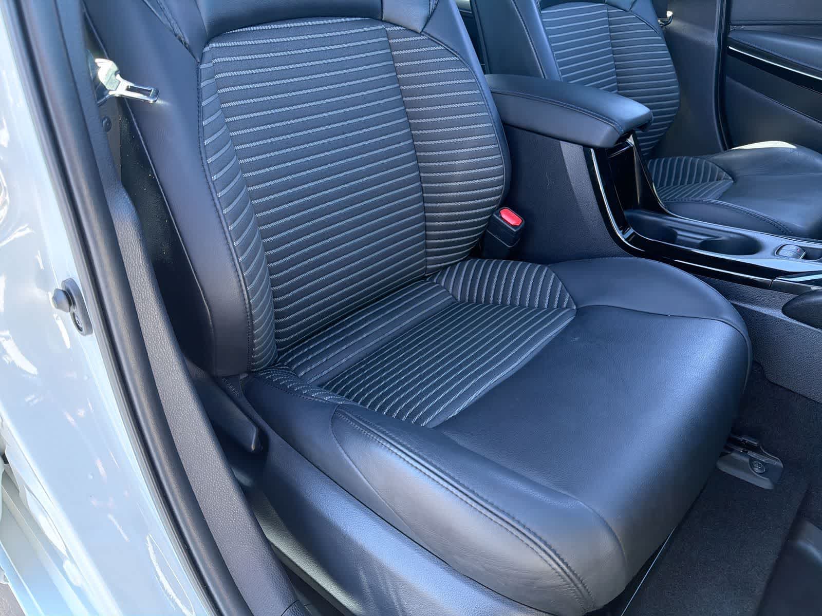 Thumbnail: 2020 Toyota Corolla - 24